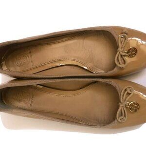 Tory Burch Shoes Leather Size 7.5 tan beige Paten